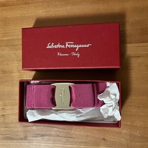 Ferragamo hair clip